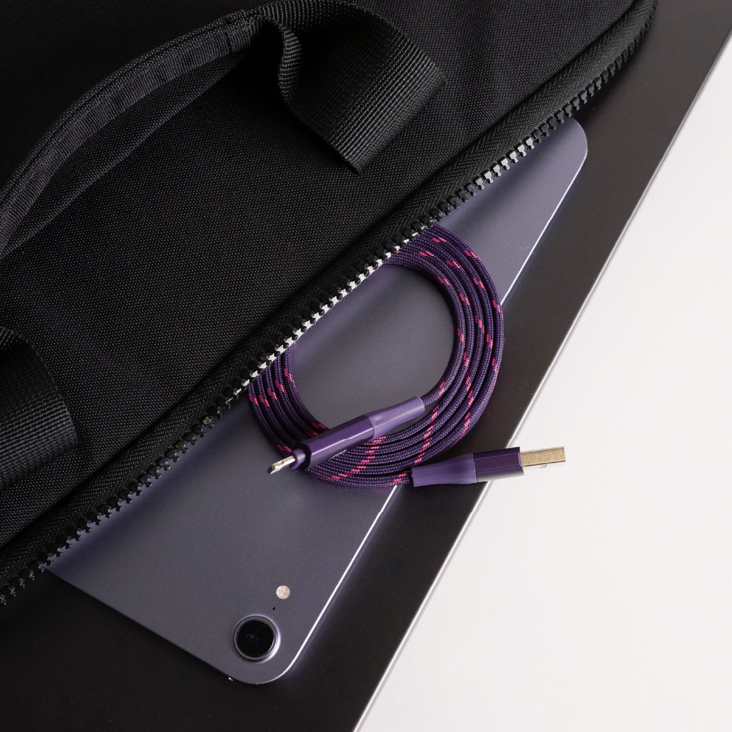 PeAk MF401 - Cable magnético plano de carga 4 en 1 de 60W